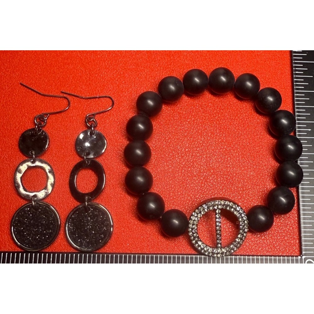 Marilyn Schiff Jewelry Set Black Beaded Stretch Bracelet Dangle Earrings READ